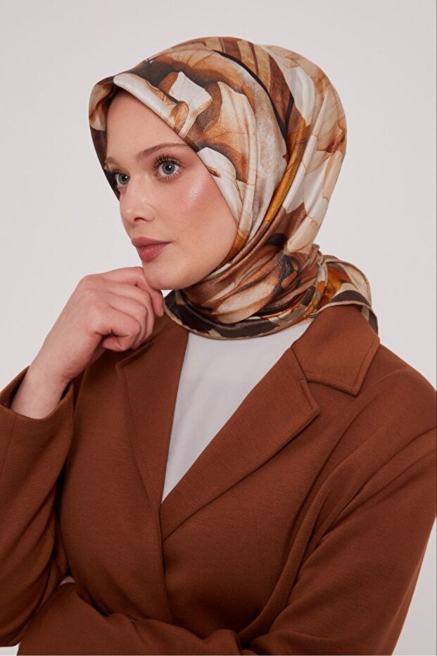 Striped Floral Pattern Sparkling Crystal Scarf