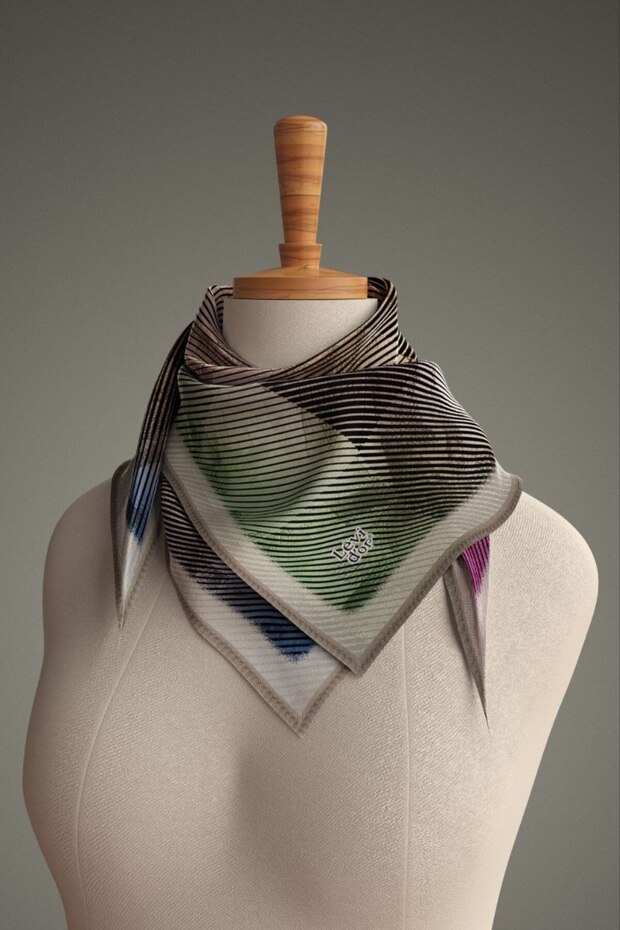 Geometric Striped Pattern Sparkling Crystal Scarf - 3