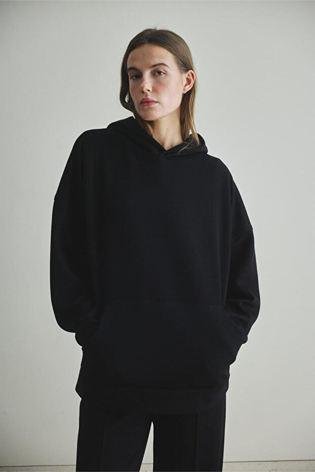 PREMIUM SİYAH KAPÜŞONLU SWEATSHIRT - 1