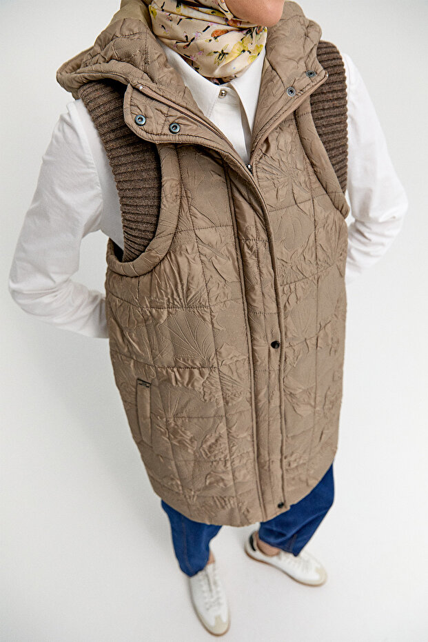 Ribanalı Kapüşonlu Kapitone Yelek - 5