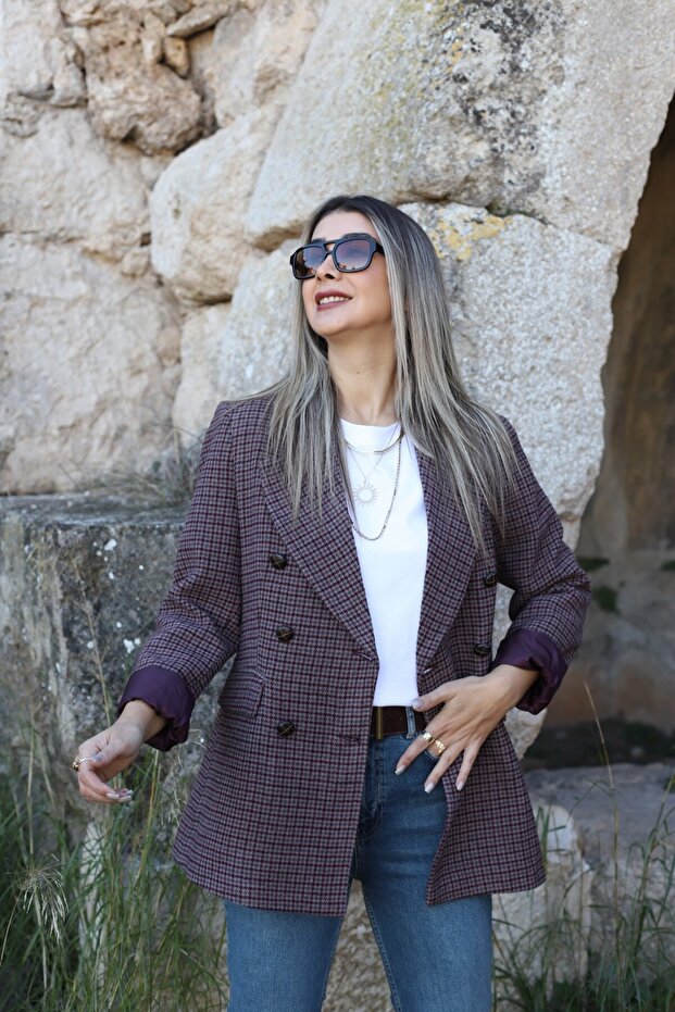 سترة بليزر بثلاثة أزرار من قماش البرقوق - 1