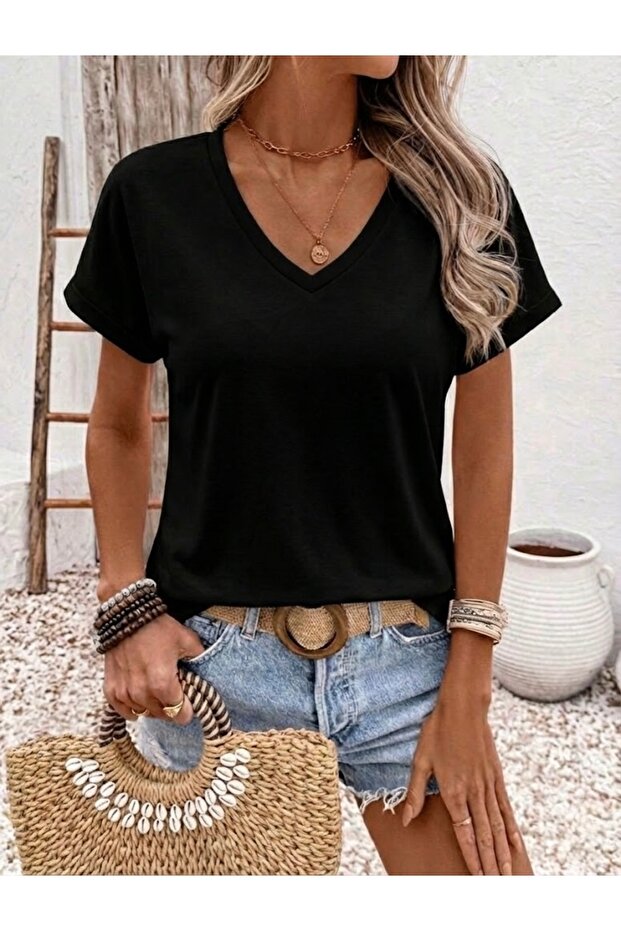 Plain Basic Women's Oversize V-Neck T-Shirt - 1