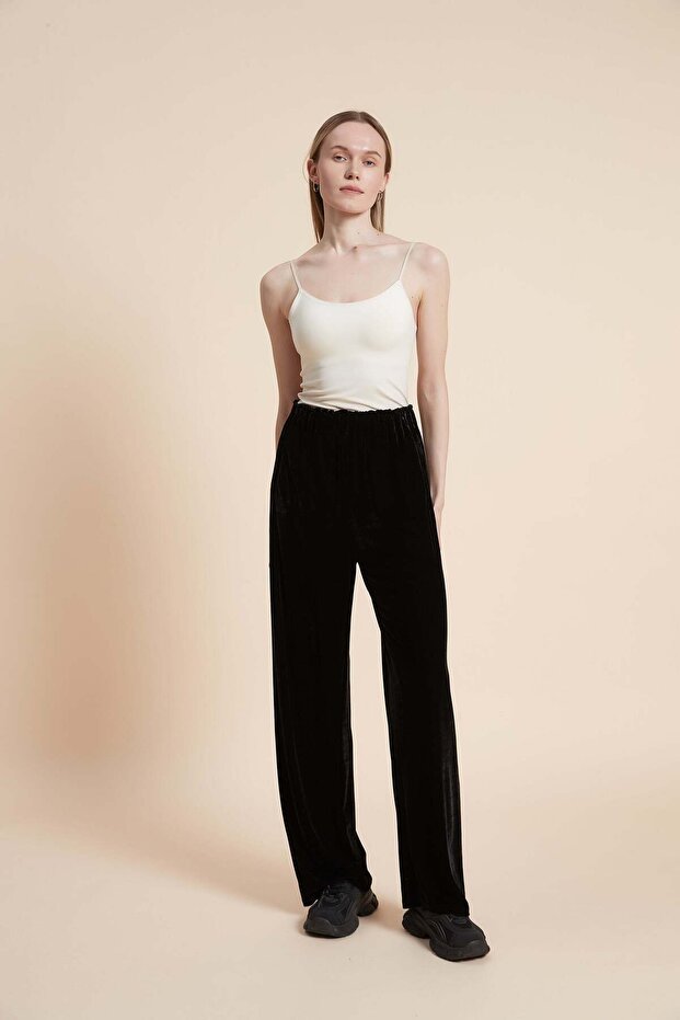 بنطال طويل واسع الساقين بلون موحد - 1