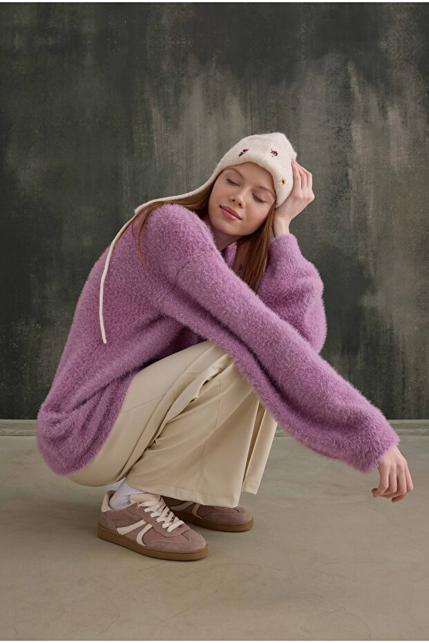 Soft Fuzzy Sweater Violet - 2