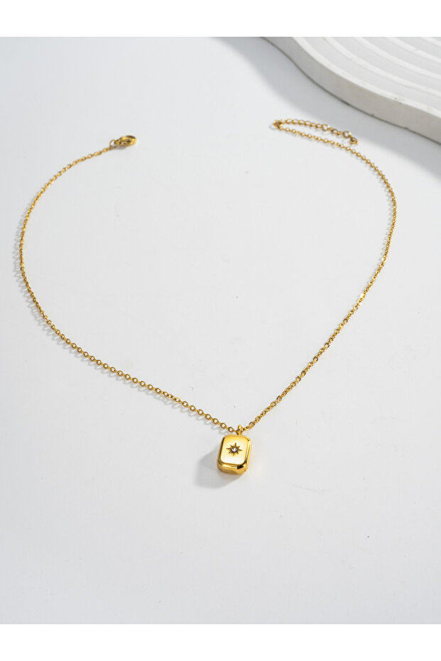 Women Gold Square Pendant Necklace