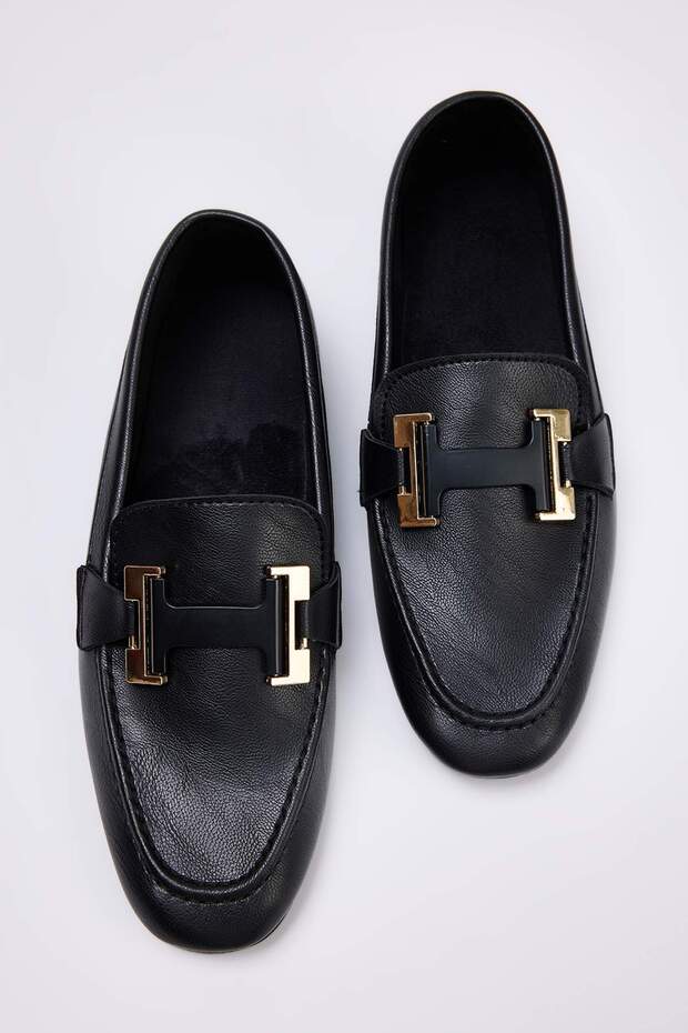 Siyah Toka Detaylı Kadın Loafer TAKSS26LA00009 - 4