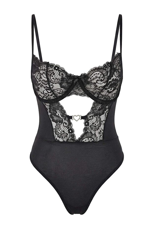 Siyah Tül Dantel Kalp Detaylı Fitted Body THMSS26BD00010 - 3