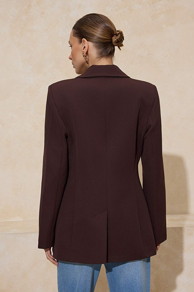 Dunkelbraune gewebte Blazerjacke mit Accessoire-Knöpfen und normaler Passform TWOSS26BC00020 - 7