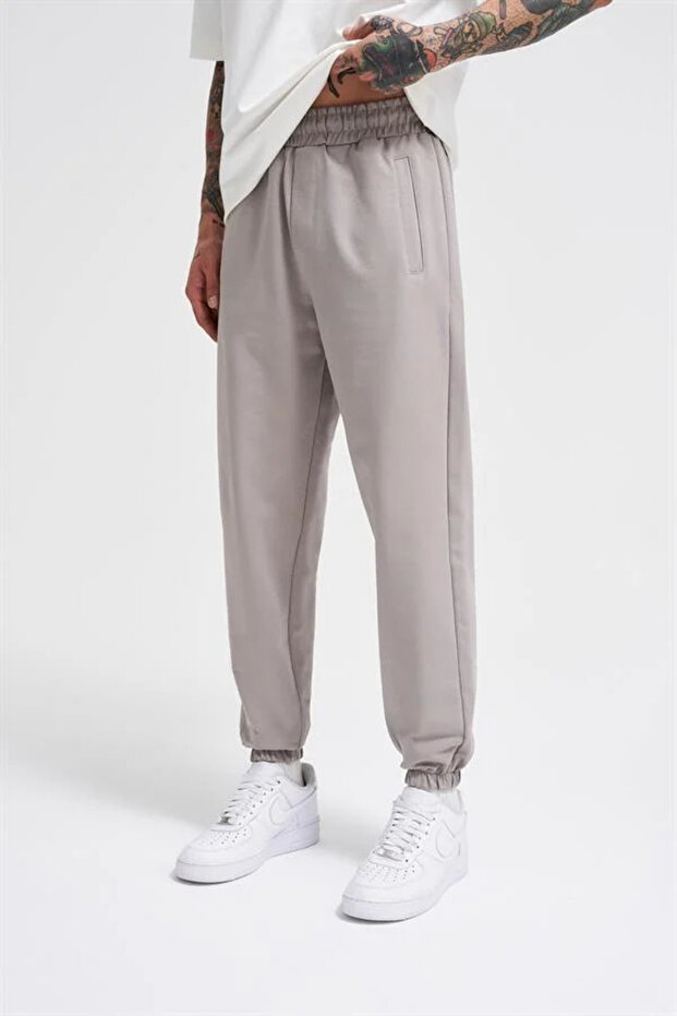 Basic Regular Elasticated Cuff 3-Pocket Jogger Sweatpants Light Gray - 2