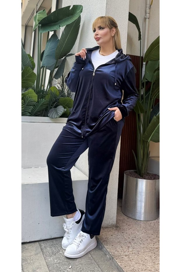 Women's Plus Size Velvet Tracksuit Set 24606