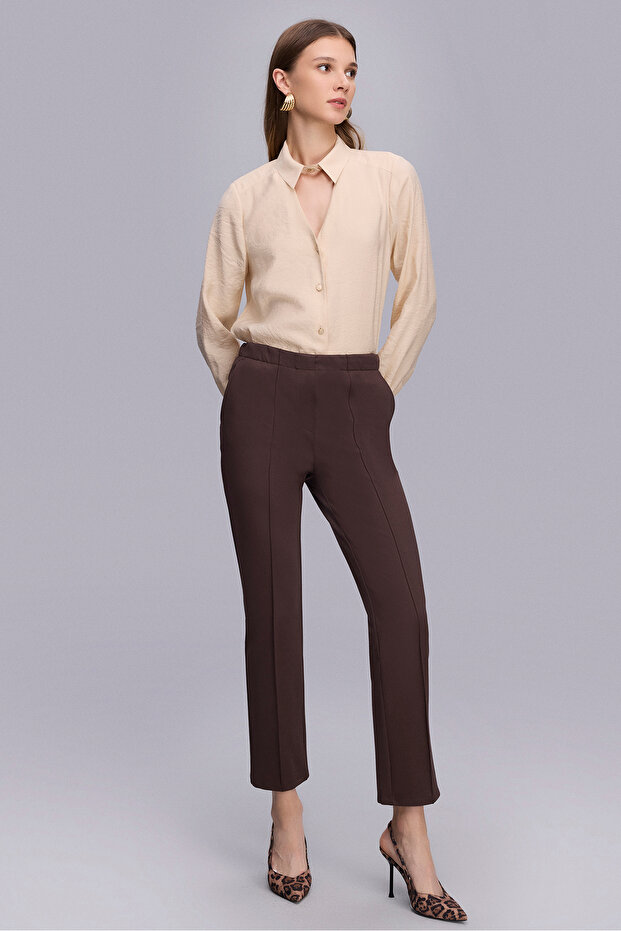 Önü Dikişli Kahve Örme Pantolon - 4