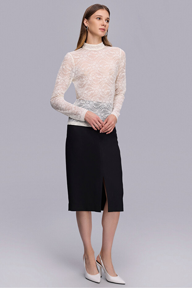 Dik Yaka Krem Dantel Bluz - 2