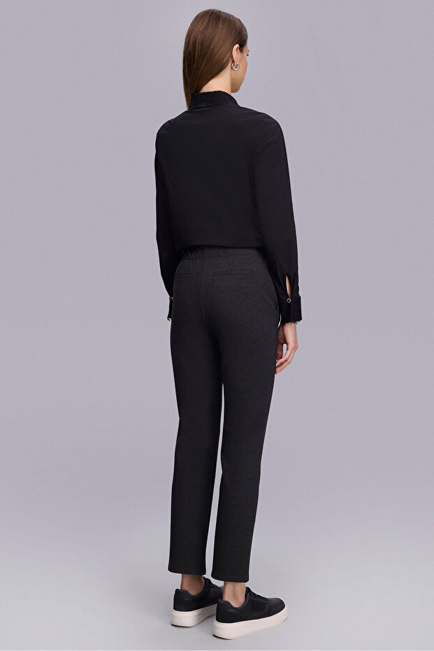 Önü Dikişli Antrasit Örme Pantolon - 4