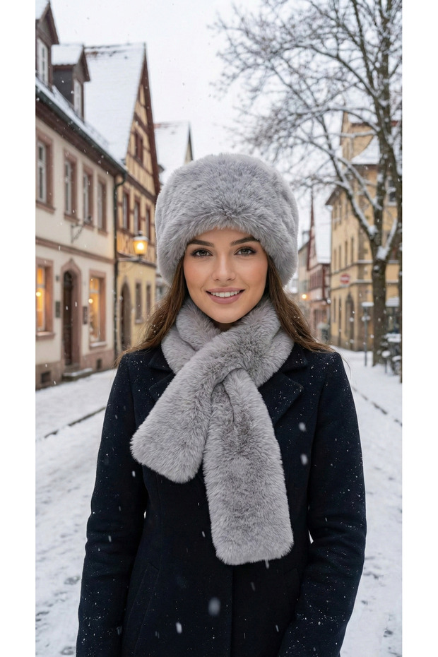 Women's Plush Bucket Hat - Scarf 2-Piece Set