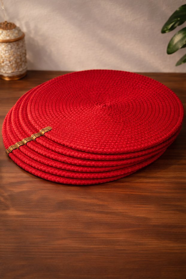 6 Pieces of Red Color Supla Set, Modern American Service, Stylish Presentation Plate (32cm)