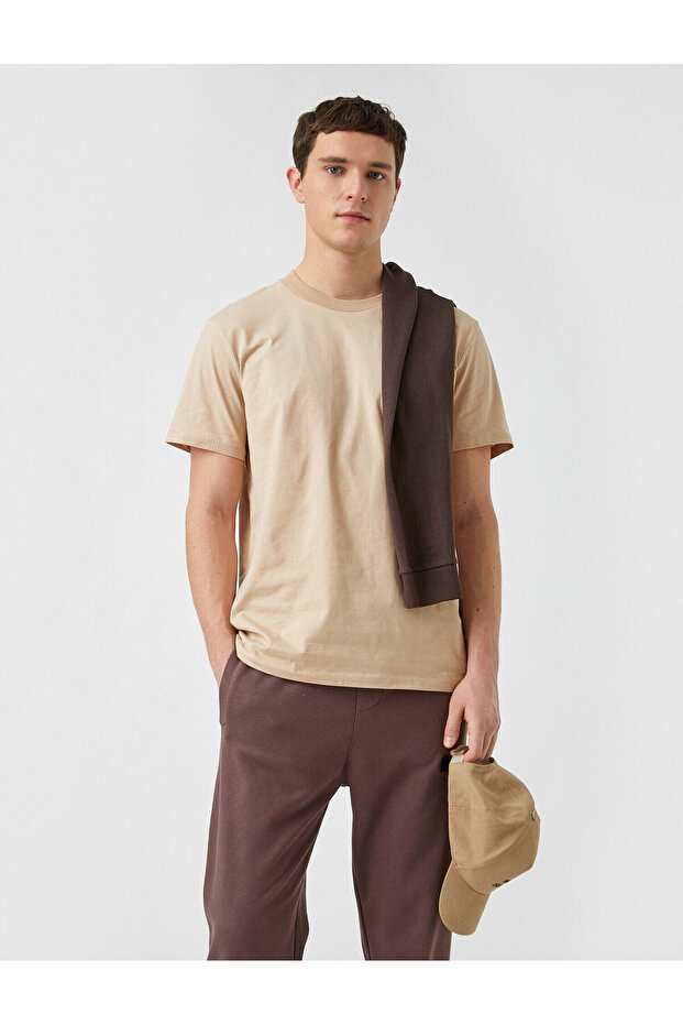 Regular Fit Basic T-Shirt - 1