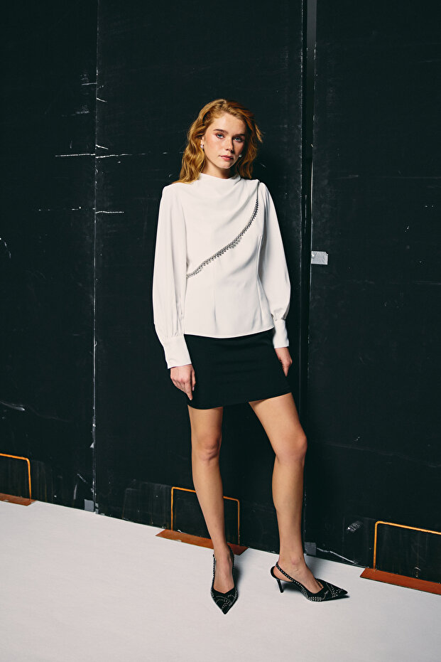 Front Accessorized Blouse - Ecru - 3