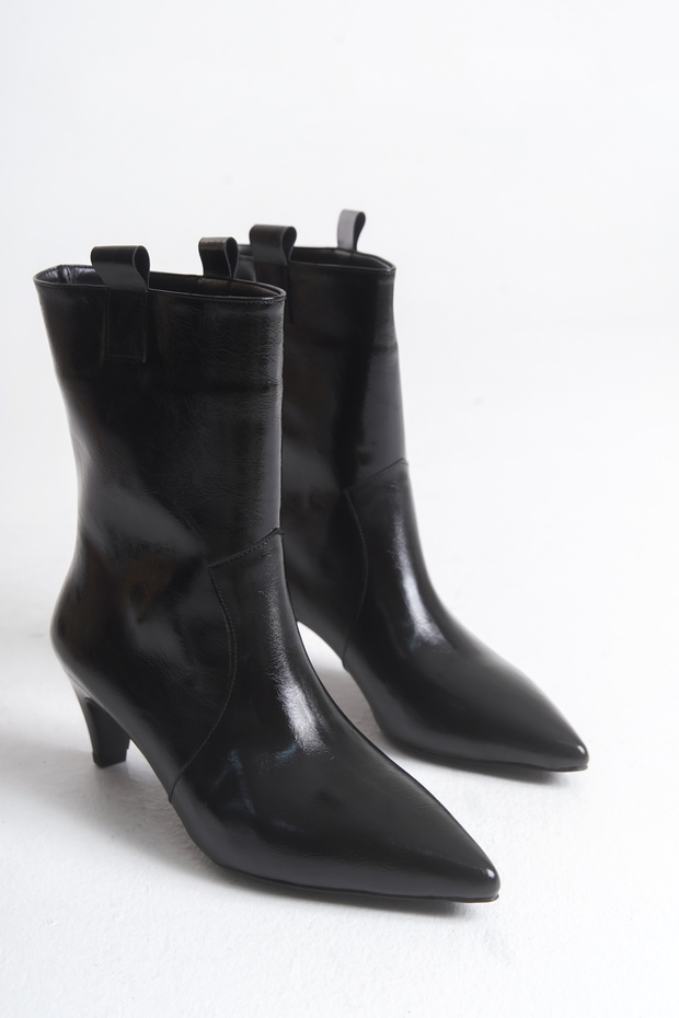 Women's Heeled Pointed Toe Boots