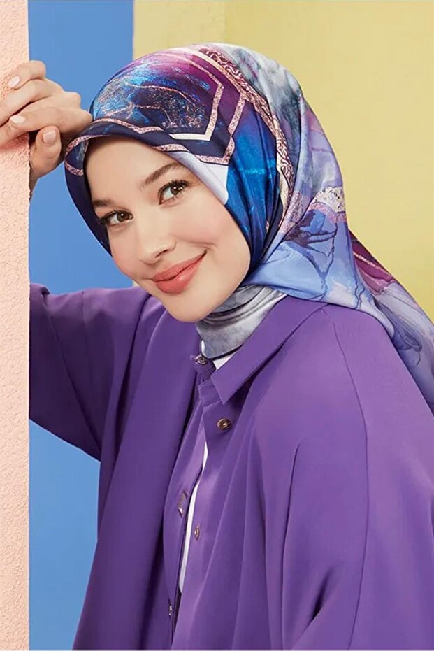 Nostalgia Series Silk Sura Scarf 8540Ds-09