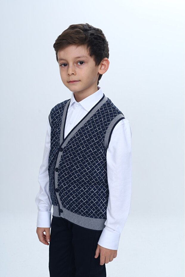 سترة تريكو بأزرار على شكل حرف V للأولاد - منقوشة بشكل مائل - 2