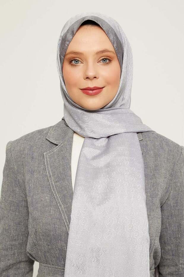 Silver Ring Pattern Monogram Shawl - 1