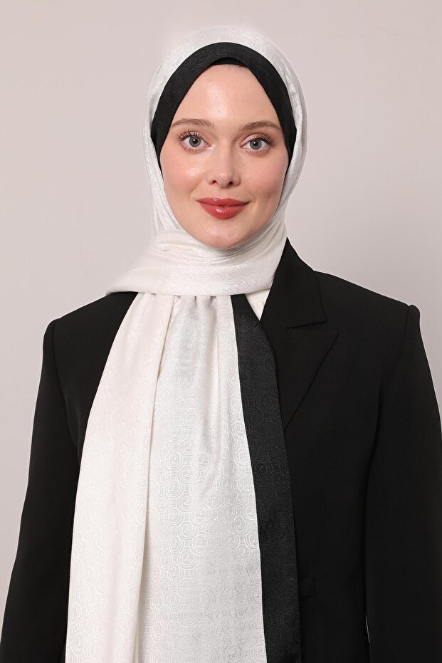 Ecru Ring Pattern Monogram Shawl - 3