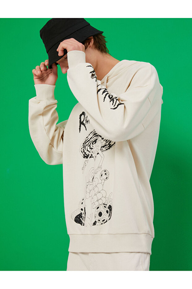 Rick and Morty Oversized Sweatshirt Fleece-Lined Licensed Printed