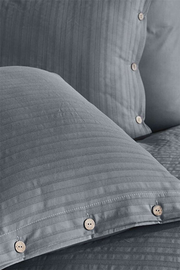 100% Cotton Single Buttoned Bedding Set - 2