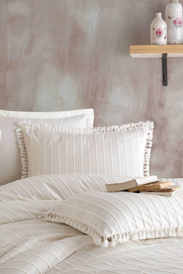 100% Cotton Single Tassel Duvet Cover Set