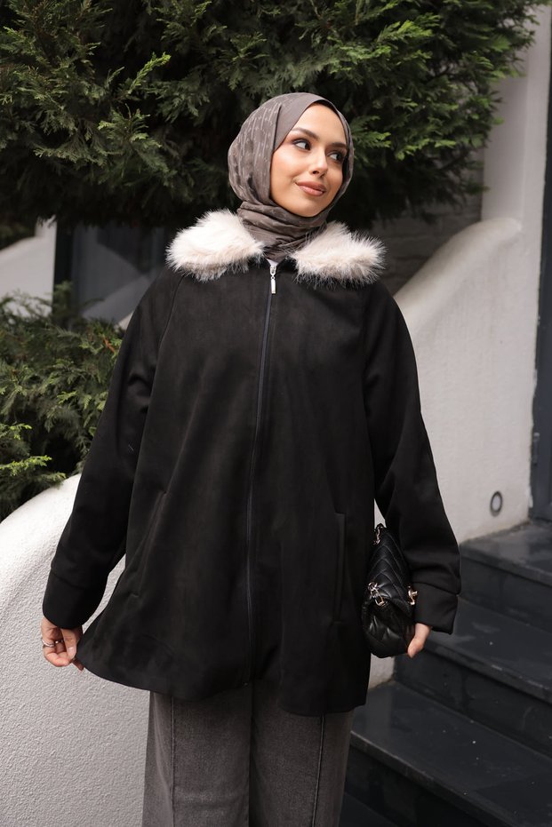 Black Collar Fur Detailed Suede Jacket