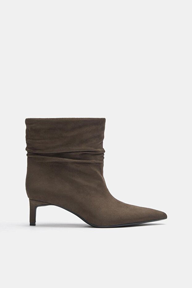Büzgülü topuklu bot - 6