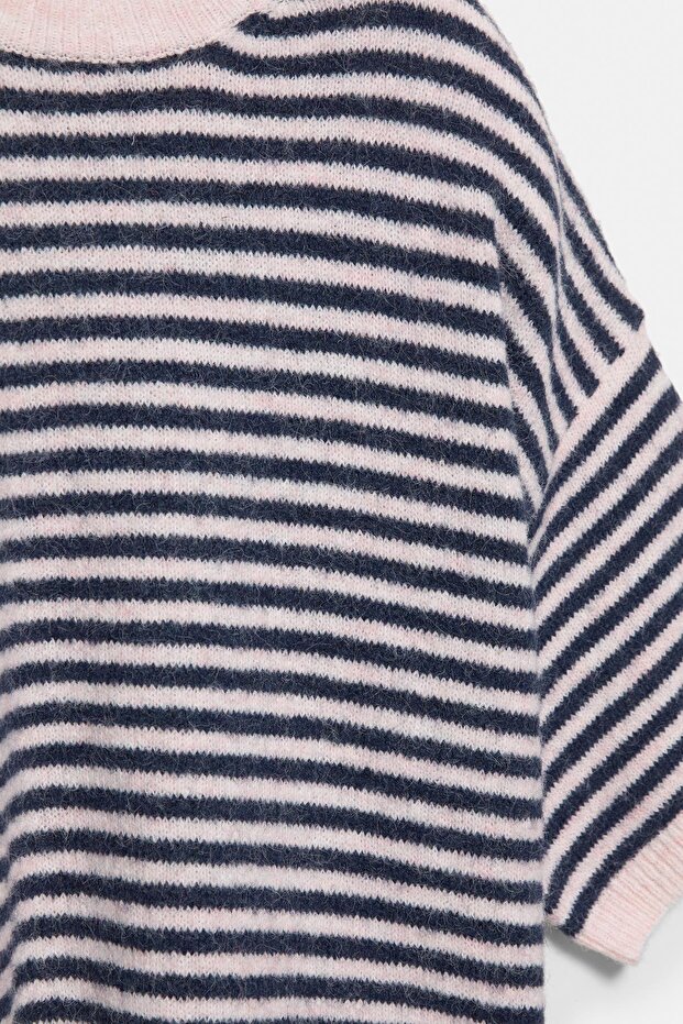 Kısa kollu salaş süveter - 6