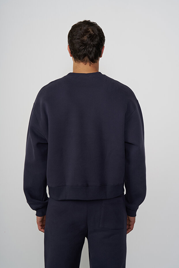 Basic Sweatshirt - 4