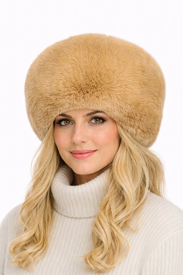 Women's Plush Faux Fur Look Winter Beanie