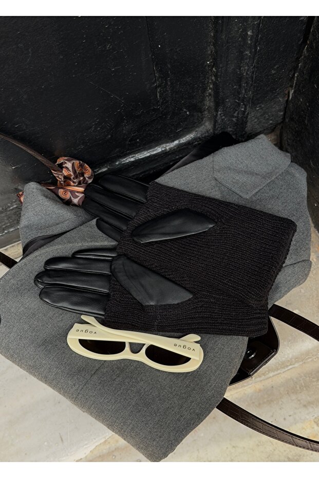 Tricolor Leather Black Gloves