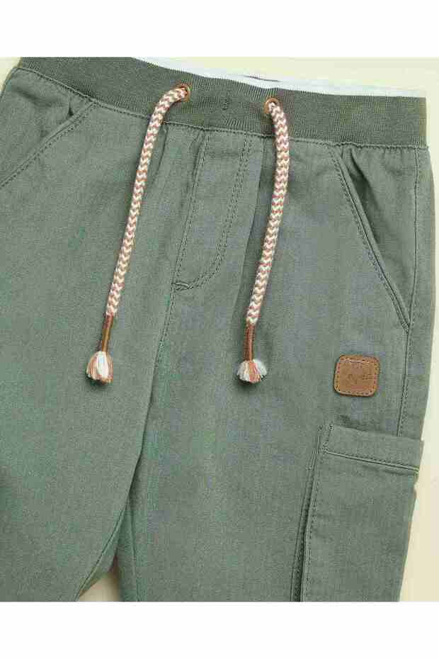 بنطلون كارغو سادة مع خصر برباط - 3