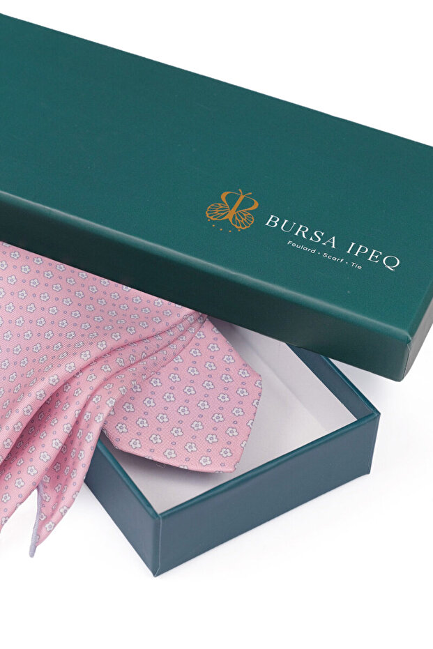 طقم ربطة عنق حريرية منقوشة باللون البودرة - 4