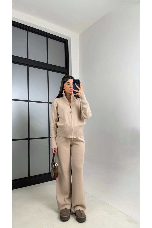 Premium Women's Zippered Cardigan and Pants Knitwear Set
