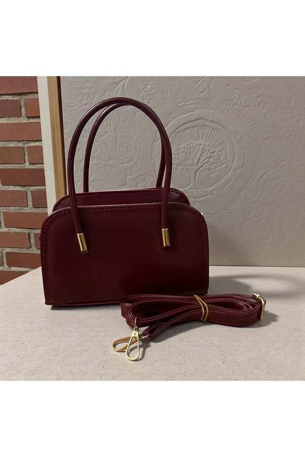 Elegant and Stylish Gold Detailed Women's Mini Bag