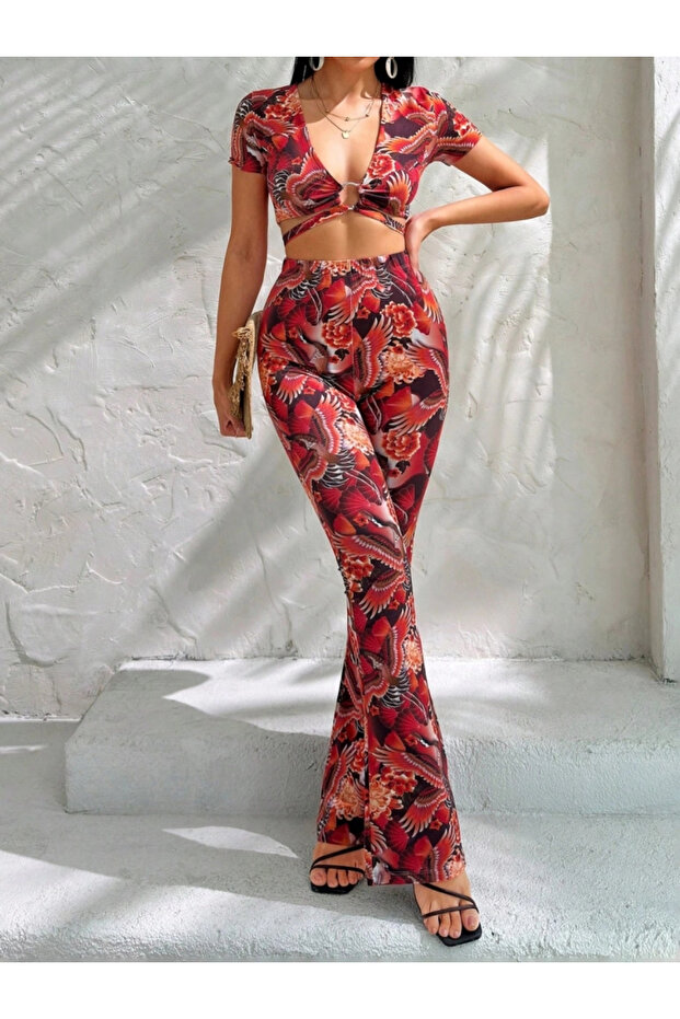 بدلة نسائية منقوشة بأكمام قصيرة - 1