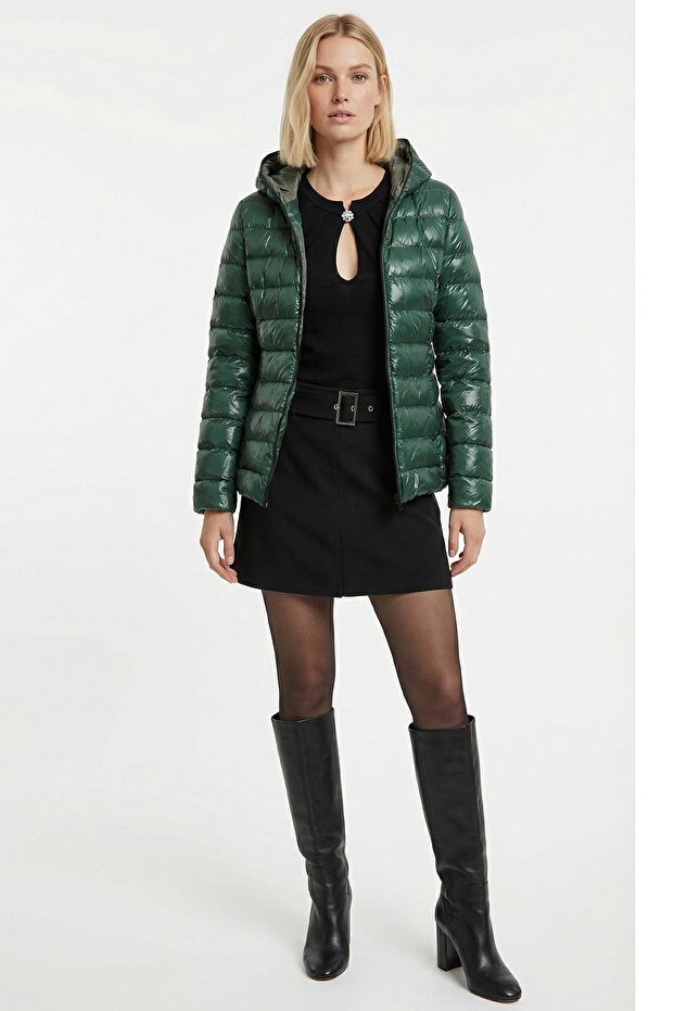 Kısa-Kapişonlu Mont - 1