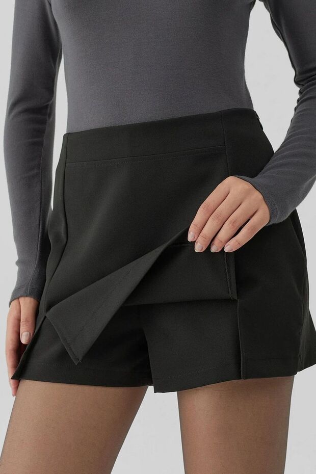 Çift Yırtmaçlı Yüksek Bel Mini Şort Etek - 4