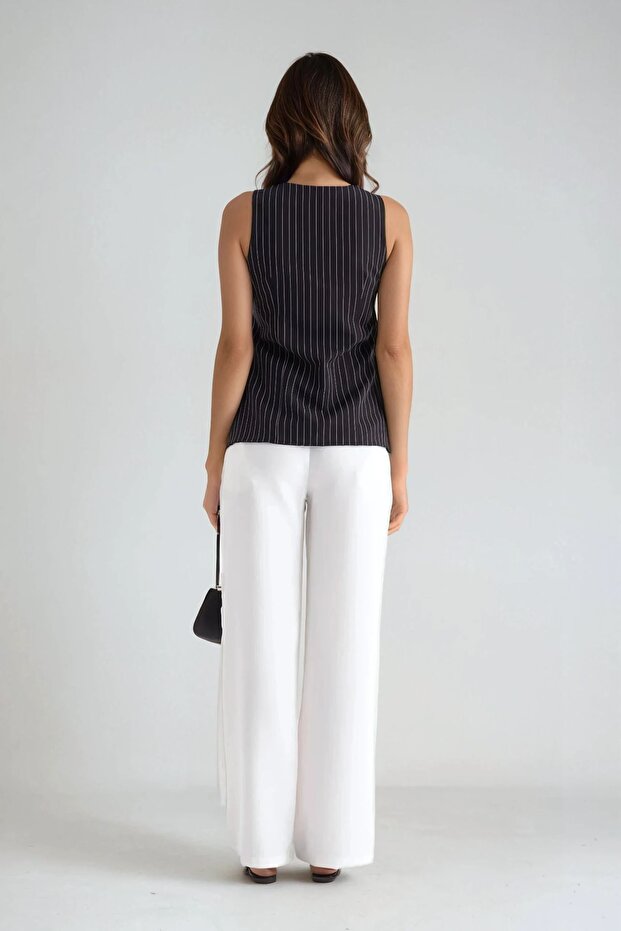 سترة مخططة برقبة دائرية - 5