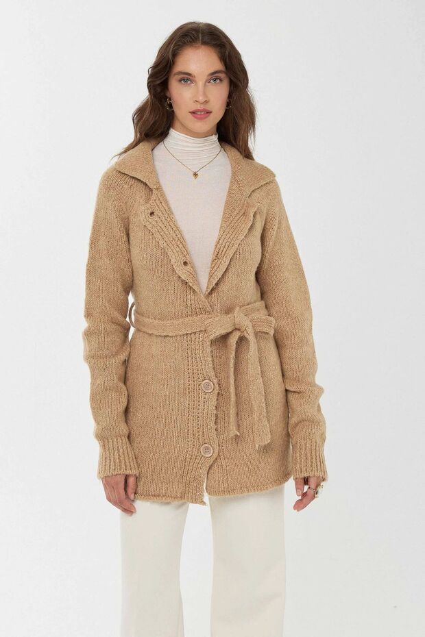 Buttoned Knitted Cardigan - 3