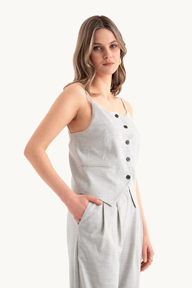 Gri İnce Askılı Düğmeli Üst - 4