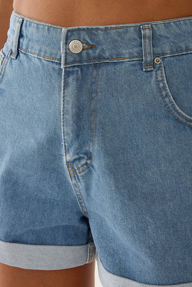 Kıvrık Paça Mom Fit Şort - 4