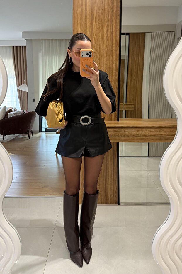 Fayme Siyah Deri Şort - 5
