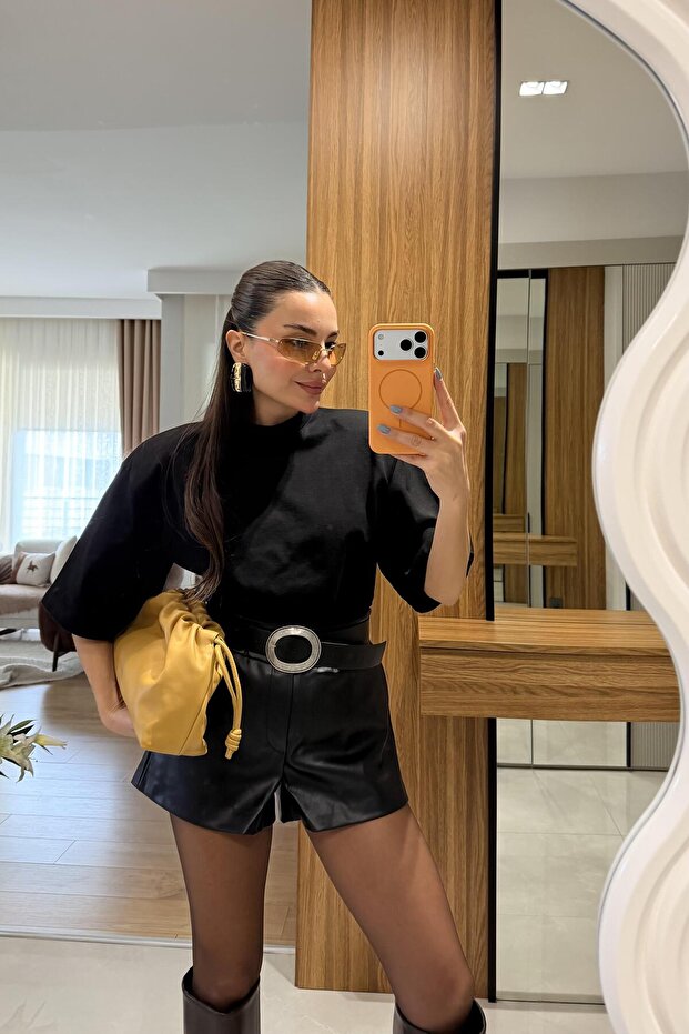 Fayme Siyah Deri Şort - 4