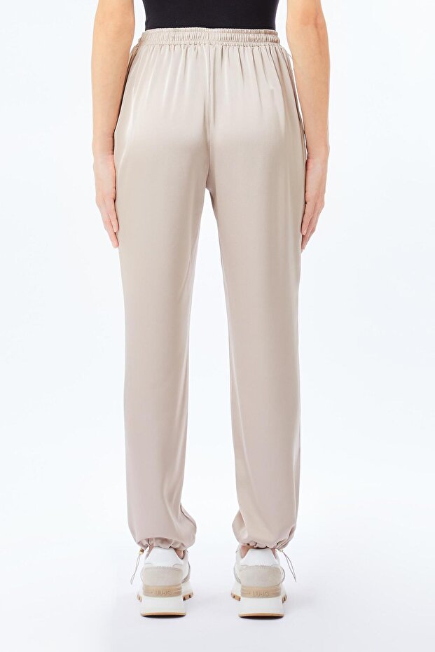 Pantaloni bej - 2