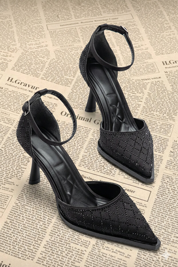 Stone Detailed Stylish High-Heeled Women's Shoes – Elegant and Modern Design